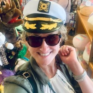 Meet your Posher, Dorothy